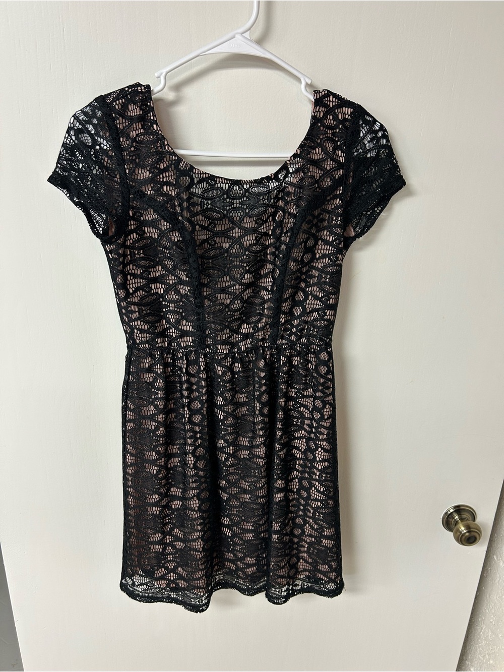 Speechless Black Lace Overlay Dress with Nude Lining juniors size 3